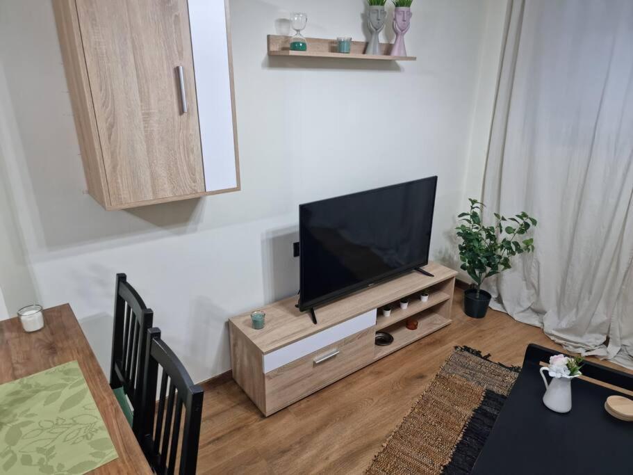 Old School - Classic Value Apartament Salonic